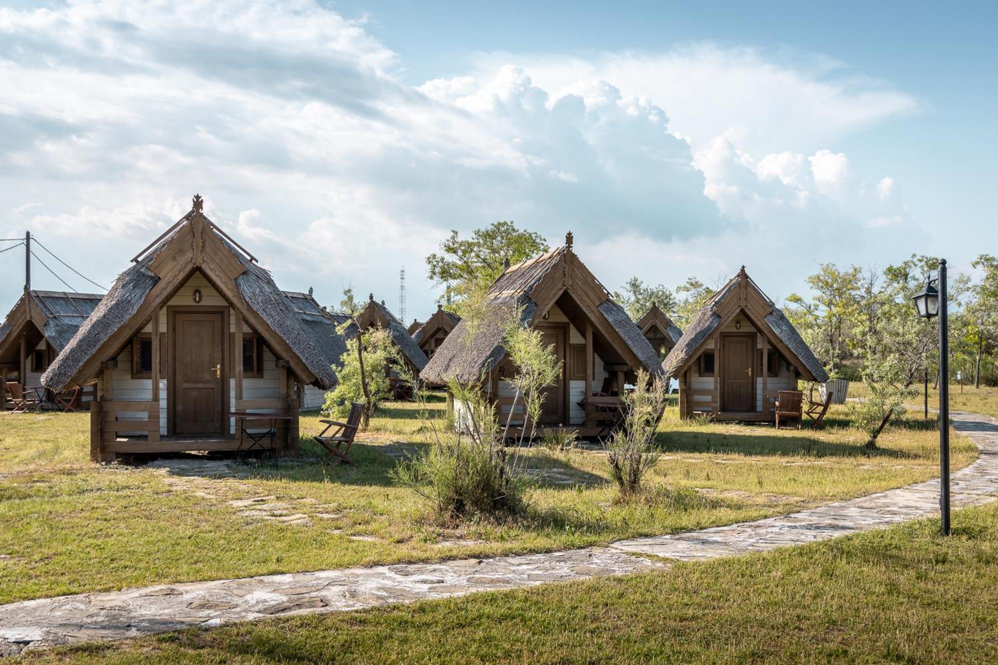 Dolphin Camping Sfantu Gheorghe  Luaran gambar